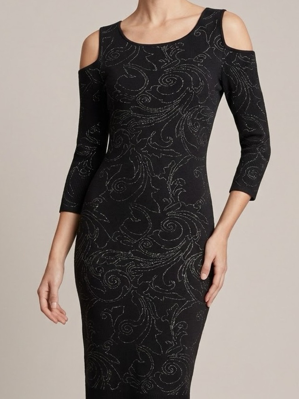 Just Taylor Cold-Shoulder Metallic Print Dress